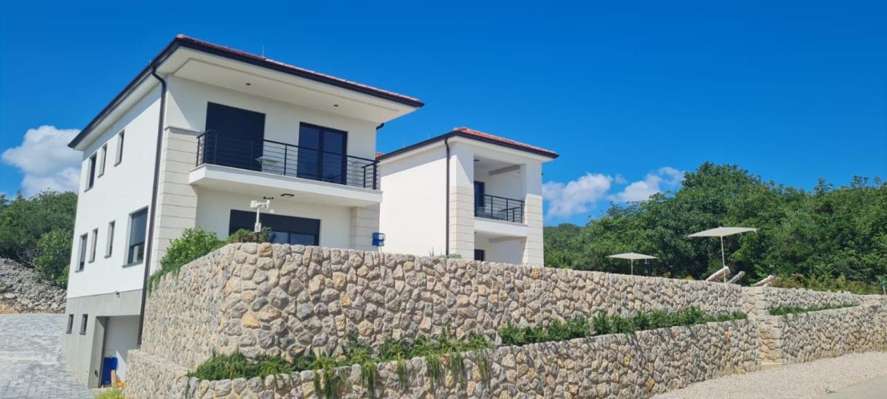 Apartmani Mariosa Vrbnik Luaran gambar