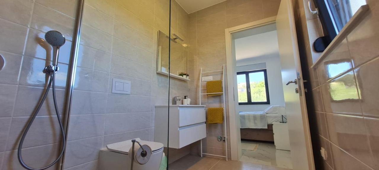 Apartmani Mariosa Vrbnik Luaran gambar