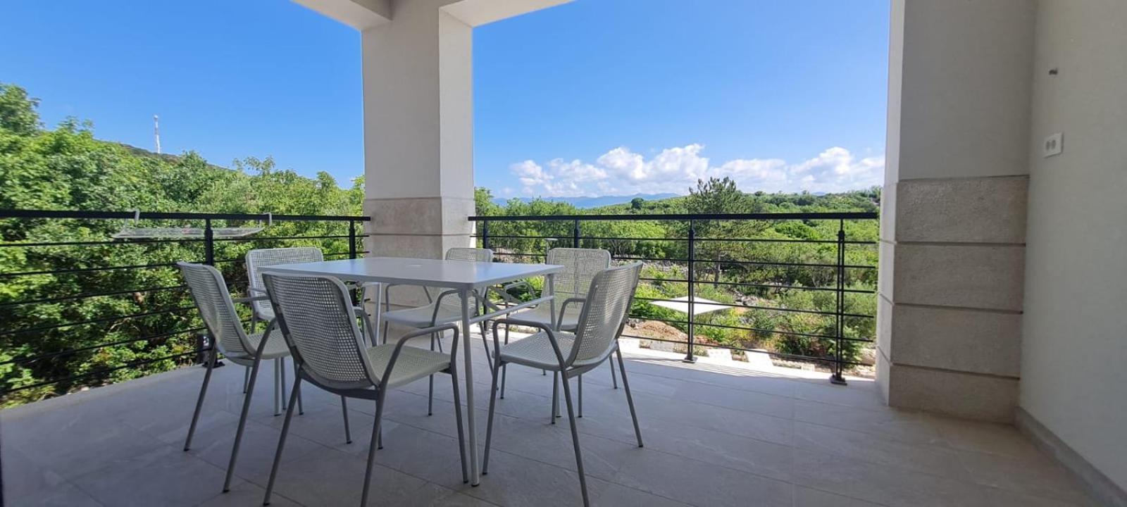 Apartmani Mariosa Vrbnik Luaran gambar